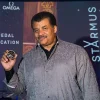 DR.-NEIL-deGRASSE-TYSON-medal-600x600